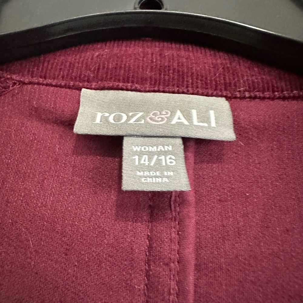 Roz & Ali Wine/Maroon Red Corduroy Blazer Great Condition Smoke free home - Picture 3 of 3